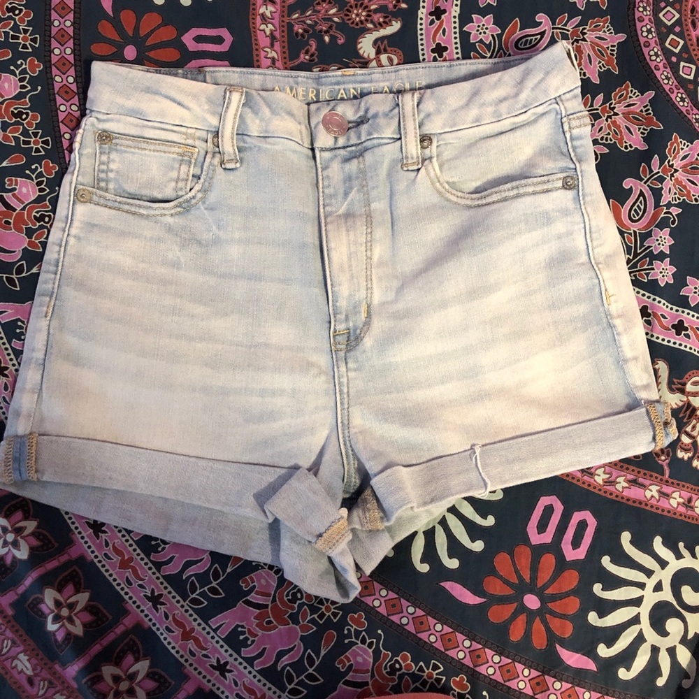 COPY - American Eagle CURVY Hi Rise Shortie Shorts